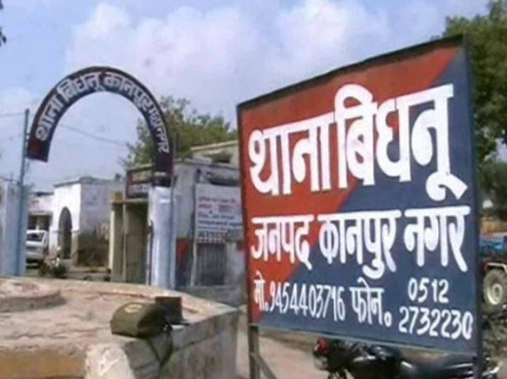 છોકરીએ તેની માતાને આ વાતની જાણકારી આપી. જે બાદ છોકરીની માતા તેને પોલીસ સ્ટેશને લઈ ગઈ. પોલીસે હાલ તમામ આરોપીની ધરપકડ કરી લીધી છે. પોલીસના કહેવા મુજબ, વિદ્યાર્થીનીએ જે ચાર લોકો પર રેપનો આરોપ લગાવ્યો છે તેમનું મેડિકલ ચેકઅપ કરાવાયું છે અને તેના આધારે કેસ દાખલ કરવામાં આવ્યો છે. 