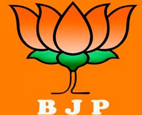 વિજયભાઇની અંતિમ યાત્રામાં રાજ્યના શિક્ષણ મંત્રી ભુપેન્દ્રસિંહ ચૂડાસમા સહિત ભાજપના આગેવાનો, હોદ્દેદારો, શહેર અને જિલ્લા ભાજપના કાર્યકરો ઉપસ્થિત રહેશે.