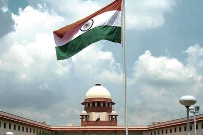 દહેજના કેસમાં તાત્કાલિક ધરપકડ કરવા પર લગાવાયેલી પાબંધી હટાવતા કોર્ટે કહ્યું પીડિતની સુરક્ષા માટે આમ કરવું જરૂરી છે. કોર્ટે જણાવ્યું કે આરોપી માટે આગોતરા જામીનનો રસ્તા ખુલ્લો છે. 