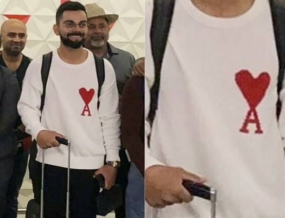  કોહલી હાલમાંજ ભારત ઈંગ્લેન્ડ વચ્ચે રમાયેલી ટેસ્ટ સીરીઝમાં ‘મેન ઓફ ધ સીરીઝ’ રહ્યો હતો. હાલમાં એશિયા કપમાંથી તેને આરામ આપવામાં આવ્યો છે. 