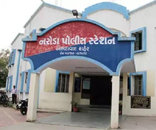 નરોડા પોલીસની પ્રાથમિક તપાસમાં બહાર આવ્યું હતું કે, 38 વર્ષ થયા હોવા છતાં મેહૂલના લગ્ન ન થતાં તેણે આપઘાત કર્યો હતો. 