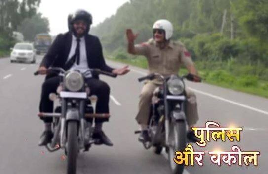  પોલીસ કર્મી નિર્મલ સિંહ અને વકીલ રોમિલ ચૌધરીની જોડી પણ બિગ બૉસમાં જોવા મળશે. રોમિલે પ્રોમોમાં ખુલાસો કર્યો હતો કે નિર્મલને બહુ જ ગુસ્સો આવે છે.