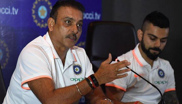 નવી દિલ્હીઃ સતત બે વિદેશી પ્રવાસમાં કારમી હાર બાદ હવે તેની અસર ટીમમાં પણ જોવા મળી રહી છે. ટીમ ઈન્ડિયાના કેપ્ટન વિરાટ કોહલી અને કોચ રવિ શાસ્ત્રી વચ્ચે બધું ઠીક ન હોવાની પણ ચર્ચા થઈ રહી છે. શાસ્ત્રીનું કહેવું છે કે ઓસ્ટ્રેલિયામાં ટેસ્ટ સીરિઝ શરૂ થતાં પહેલા અમે વધારે પ્રેક્ટિસ મેચ યોજવા બોર્ડને વિનંતી કરી છે.