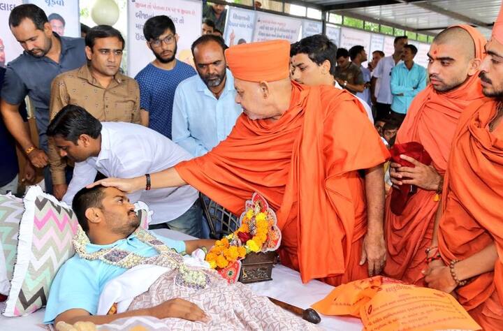 જિંદાલ નેચરક્યોર ઈન્સ્ટિટ્યુટની શરૂઆત ડૉ.સીતારામ જિંદાલે કરી હતી. સીતારામ જિંદાલ, જિંદાલ એલ્યુમિનિયમ લિમિટેડ કંપનીના માલિક છે.