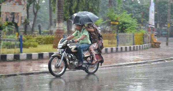 સાયક્લોનિક સરક્યુલેશનને કારણે સૌરાષ્ટ્ર તેમજ આસપાસના વિસ્તારોમાં વરસાદ પડી શકે છે. જ્યારે કચ્છ-ભૂજના વિસ્તારોમાં કોઈ અસર થશે નહીં. એટલે કે સૌરાષ્ટ્ર્ તથા ગુજરાતના કિનારાના વિસ્તારોમાં વરસાદી માહોલ ફરી સર્જાઈ શકે છે.