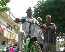 ગુજરાત ભાજપના નેતાએ લીધી પ્રતિજ્ઞા, ‘જ્યાં સુધી પેટ્રોલ-ડિઝલના ભાવ 40 રૂપિયા નહીં થાય ત્યાં સુધી કાર નહીં ચલાવું’