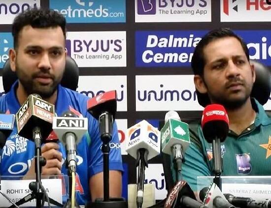 પાકિસ્તાનના વડાપ્રધાન ઈમરાન ખાન પોતાની પ્રથમ વિદેશ યાત્રા પર સાઉદી અરબ અને સંયુક્ત અરબ અમીરાત માટે રવાના થયા છે. બંન્ને દેશો વચ્ચે સંયુક્ત અરબ અમીરાતમાં 2006 બાદ પ્રથમ વખત ટક્કર થઈ રહી છે. 