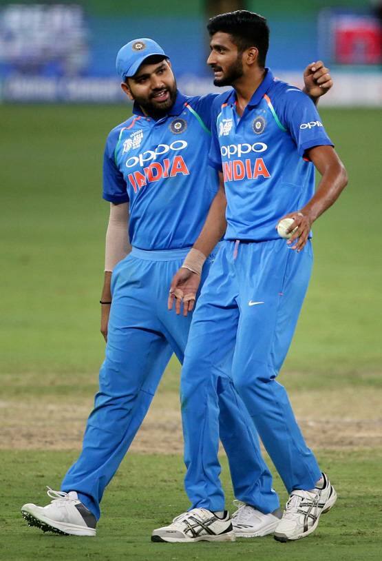 જો આમ બને તો હાર્દિક, જસપ્રીત અને ખલીલની સાથે ત્રીજા ફાસ્ટ બૉલરની ભુમિકામાં દેખી શકાશે.