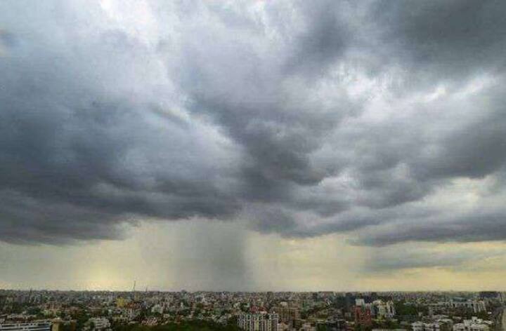 હવામાન વિભાગે દેશના પાંચ રાજ્યો પશ્ચિમ બંગાળ, છત્તીસગઢ, ઝારખંડ, બિહાર અને ઉત્તરપ્રદેશમાં ભારે વરસાદની આગાહી વ્યક્ત કરી છે. તે અનુસાર, આગામી 21 થી 24 સપ્ટેમ્બર સુધી આ રાજ્યોના મોટાભાગના વિસ્તારોમાં ભારે વરસાદ પડી શકે છે. 