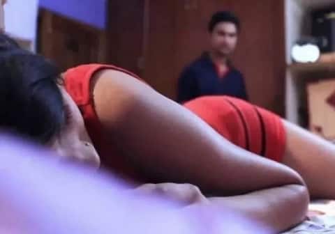 વડોદરાના યુવકે પત્નીને ગોવામાં બળજબરી દારૂ પીવડાવીને તેનો અંગત પળો માણતો વીડિયો બનાવ્યો પછી શું થયું? જાણો વિગત વડોદરાના યુવકે પત્નીને ગોવામાં બળજબરી દારૂ પીવડાવીને તેનો અંગત પળો માણતો વીડિયો બનાવ્યો પછી શું થયું? જાણો વિગત