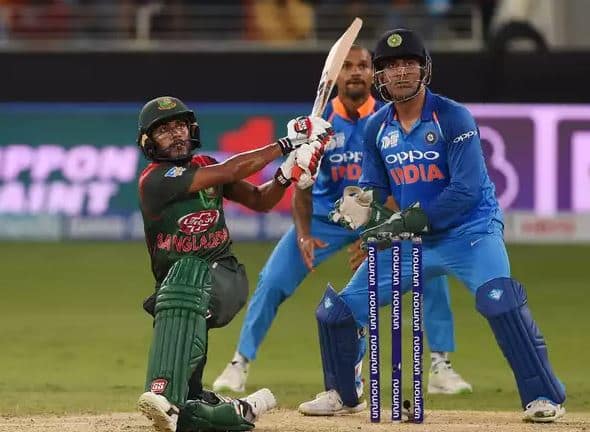  બાંગ્લાદેશની ટીમ: લિટન દાસ, નજમુલ હુસેન, મુશફીકુર રહિમ, મોહમ્મદ મિથુન, શાકિબ અલ હસન, મહમુદુલ્લાહ, મોસાદિક હુસેન, મેહદી હસન, મશરફ મુર્તઝા(કેપ્ટન), મોસદ્દક હુસેન, રુબેલ હુસેન અને મુસ્તફિજુર રહેમાન