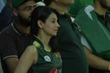 ભારત સામે પાકિસ્તાને ભલે મેચ હારી ગયું પણ પાકિસ્તાનની આ સુંદર યુવતીએ જીત્યા લોકોના દીલ, જુઓ તસવીર