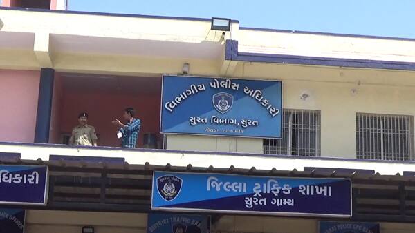 આ પછી 20 સપ્ટેમ્બરે નયનની લાશ કીમ નદીમાંથી મળી આવતાં પોલીસે તપાસ કરતાં સમગ્ર હકિકત સામે આવી હતી. પોલીસે તપાસ કરતાં નયનનું મોપેડે અને તેમાંથી તેનો મોબાઇલ પણ મળી આવ્યો હતો. મોબાઇલની કોલ ડિટેઇલ ચેક કરતાં સમગ્ર ઘટના પરથી પર્દાફાશ થયો હતો. પોલીસે આરોપી મોનાર્કની ધરપકડ કરી વધુ તપાસ હાથ ધરી છે. 