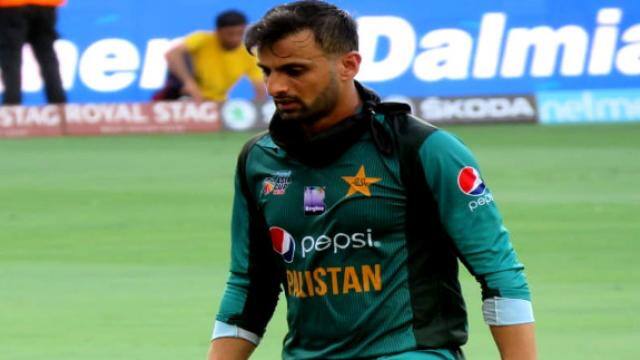 મલિકની વિકેટ ભારત માટે ટર્નિંગ પૉઇન્ટ સાબિત થયો, શોએબ મલિકને ભારતના બેસ્ટ ડેથ ઓવરોનો બાદશાહ જસપ્રીત બુમરાહે પેવેલિયન ભેગો કરી દીધો.