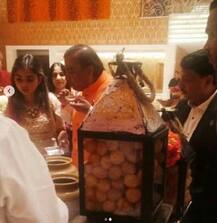 ઈટાલીમાં મુકેશ અંબાણી અને પુત્રી ઈશાએ પાણીપુરીની માણી મજા, જુઓ આ રહી તસવીરો