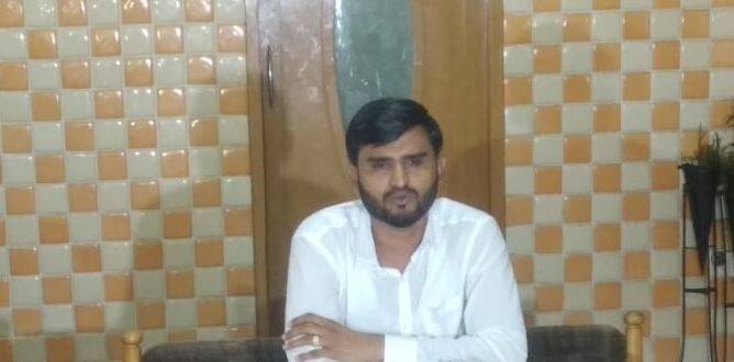 આ અંગે જન અધિકાર મંચના પ્રદેશ પ્રમુખ પ્રવિણ રામે 30 સપ્ટેમ્બર સુધીમાં તમામ ધારાસભ્યોને લેખિતમાં અભિપ્રાય આપવાનું અલ્ટીમેટમ આપ્યું છે. આજે તેમણે પ્રેસ કોન્ફરન્સ કરીને કહ્યું કે, સાત દિવસમાં જનતાના પત્રનો લેખિતમાં કોઈ યોગ્ય જવાબ નહીં આપવામાં આવે તો 1 ઓક્ટોબરે નામ નહીં આપનારા ધારાસભ્યોના નામ મીડિયા સમક્ષ જાહેર કરવામાં આવશે. આ ઉપરાંત તેમણે 3 ઓક્ટોબરથી ગાંધીઆશ્રમ ખાતે ધારાસભ્યોના પગાર વધારાની વિરુદ્ધમાં ત્રણ દિવસના ધરણા કરવાની જાહેરાત કરી હતી.