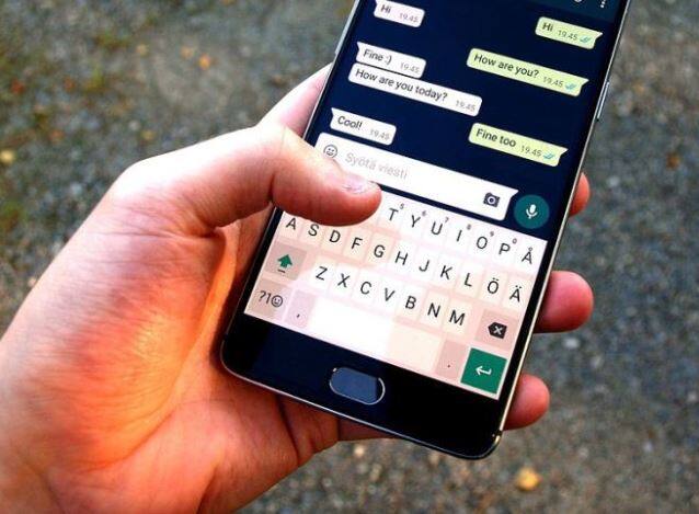 કંપનીની ક્લેમ ટીમ તરફથી આપવામાં આવેલી લિંક પર નોમિનીએ જરૂરી દસ્તાવેજો અપલોડ કરવા પડશે. જે બાદ કેટલા દિવસમાં ક્લેમ આપવામાં આવશે અથવા ક્લેમ મંજૂર થશે કે નહીં તેની જાણકારી વોટ્સએપ દ્વારા નોમિનીને આપવામાં આવશે.