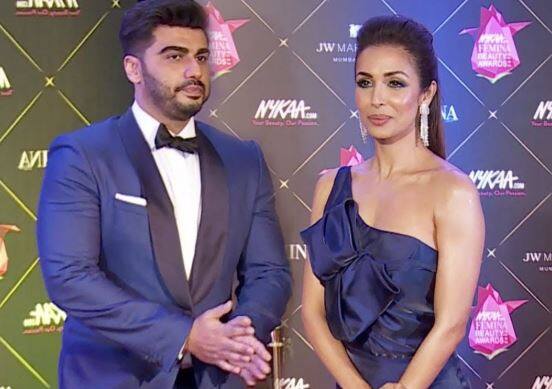 બીજી તરફ મલાઈકાના સબંધો એક્ટર અર્જુન કપૂર સાથે હોવાની ચર્ચા પણ બોલીવૂડમાં ચાલે છે. બંને થોડા સમયમાં પોતાના સબંધોને ઓફિશિયલ જાહેર કરી શકે છે. 