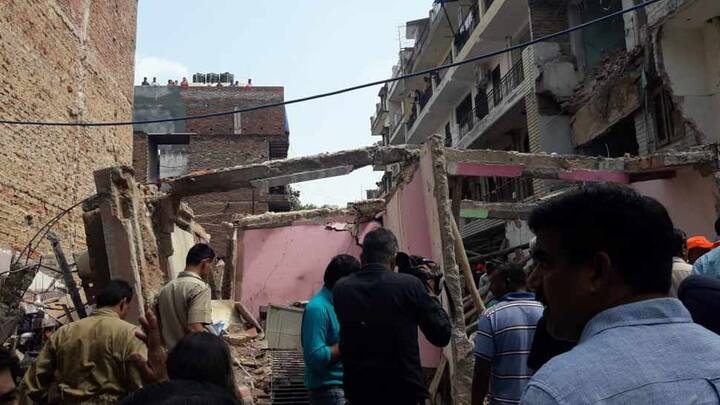 તાજેતરમાં જ રાષ્ટ્રીય રાજધાની દિલ્હીની નજીક ગાઝિયાબાદમાં પણ લોની વિસ્તારના વિજય વિહાર કોલૉનીમાં ભારે વરસાદના કારણે બે માળની ઇમારત ધરાશાયી થઇ ગઇ હતી. આ દૂર્ઘટનામાં એક મહિલાનું મોત પણ થયુ હતુ. 