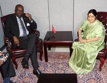 સુષ્મા સ્વરાજે એન્ટીગુઆના વિદેશ મંત્રી સાથે કરી મુલાકાત, મેહુલ ચોકસીને પરત લાવવા માંગી મદદ