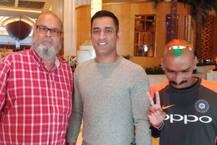 ધોની-રોહિત શર્મા ક્યા પાકિસ્તાનીને સામેથી મળવા ગયા, ધોનીએ ખેંચાવી સેલ્ફી, રોહિત-રીતિકાએ પીધો જ્યુસ, જાણો વિગત