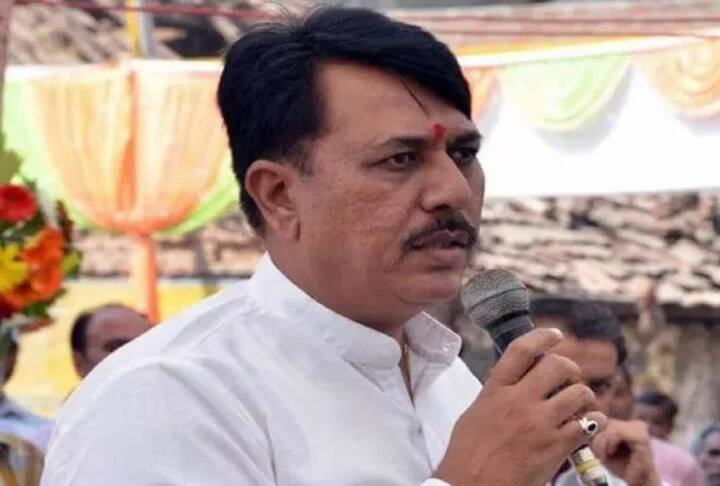 કોંગ્રેસના કાર્યકારી પ્રમુખો તરીકે નિમાનારા નેતાઓ પક્ષના વરિષ્ઠ અને સિનિયર અગ્રણીઓ હશે જેથી સંગઠન સુચારુ રૂપે ચાલી શકે. આ જાહેરાત થતાં જ કોંગ્રેસના નેતાઓએ લોબિઈંગ શરૂ કરી દીધું છે. આ અંગેનો અંતિમ નિર્ણય ગુજરાત પ્રદેશ પ્રભારી રાજીવ સાતવ તથા મહામંત્રી અશોક ગેહલોત લેશે.