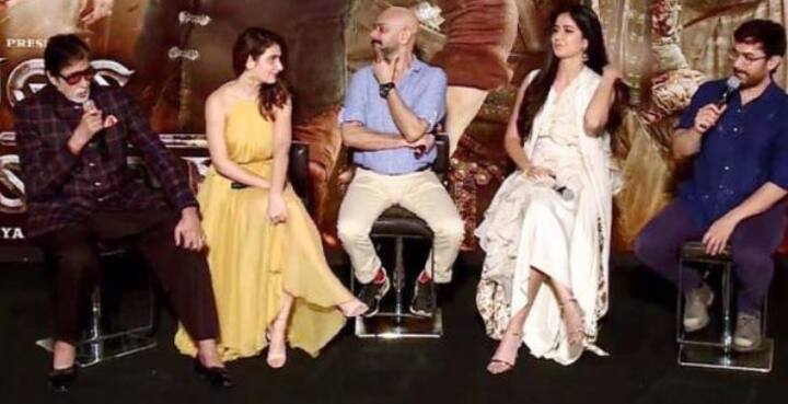 મુંબઈઃ બોલીવુડ એક્ટ્રેસ તનુશ્રી દત્તાએ નાના પાટેકર પર લગાવેલા આરોપોની ફિલ્મ ઈન્ડસ્ટ્રીમાં ચર્ચા થઈ રહી છે. મુંબઈમાં ઠગ્સ ઓફ હિન્દુસ્તાનના ટ્રેલર લોન્ચિંગ પ્રસંગે આમિર ખાન અને અમિતાભ બચ્ચનને આ અંગે સવાલ કરવામાં આવ્યા હતા. આમિરે આ મુદ્દે તેનો પક્ષ રાખ્ય હતો તો અમિતાભ બચ્ચને બોલવાનું ટાળ્યું હતું.