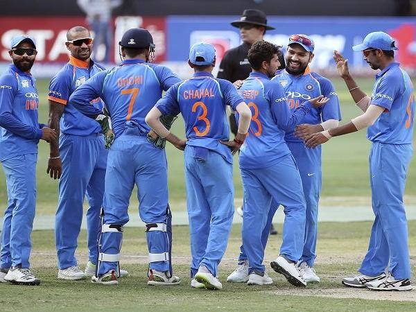 મેચનું ઓનલાઇન લાઇવ સ્ટ્રીમિંગ જોવા માગતા હોય તો ભારતીય યૂઝર Hotstar, Now TV, SuperSport Live, Willow TV Online, Rabbithole પરથી જોઇ શકે છે.