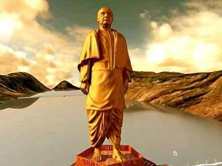 નવી દિલ્હી: ગુજરાતમાં બની રહેલી ‘સ્ટેચ્યૂ ઓફ યુનિટી’ પર કૉંગ્રેસ અધ્યક્ષ રાહુલ ગાંધીએ કરેલી ટિપ્પણી ‘મેડ ઈન ચાઈના’પર વડાપ્રધાન મોદીએ આજે સણસણતો જવાબ આપ્યો છે. પીએમ મોદીએ કહ્યું રાહુલે પોતાના જૂઠ માટે બેશરમીનો સહારો લીધો. સરદાર સાહેબનું સન્માન કૉંગ્રેસથી સહન નથી થતું.