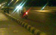 અમદાવાદમાં હાઈ-વે પર મોંઘીદાટ કાર, બાઈક પર વિદ્યાર્થીઓ કરતા હતા સ્ટંટ, પોલીસે શું કર્યું?