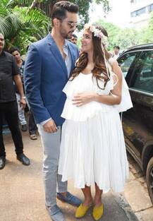 Baby shower પાર્ટીમાં નેહા ધૂપિયાનો પ્રિન્સેસ લૂક, જુઓ ક્યાં સેલિબ્રિટીએ આપી હાજરી