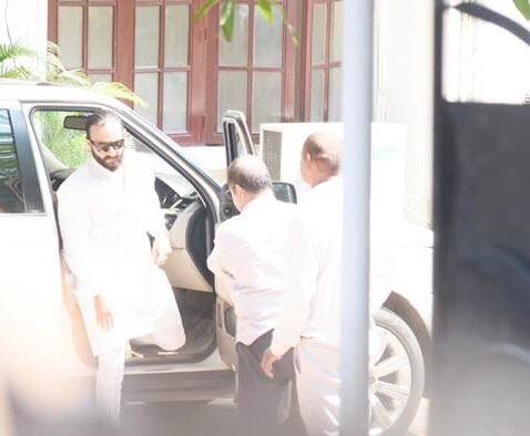 કપૂર પરિવારના જમાઈ સૈફ અલી ખાન.