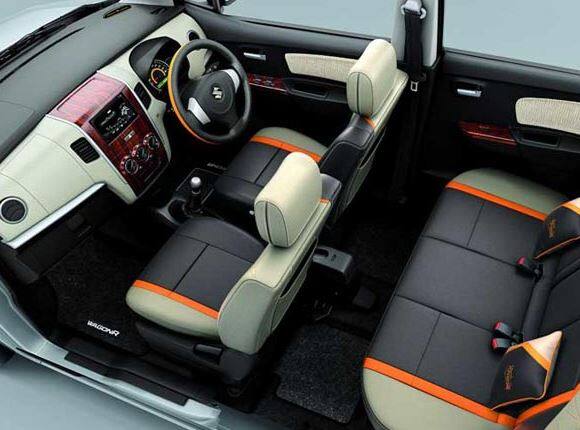 વેગન આરમાં નવી ડિઝાઇનની સાથે નવા અપડેટ્સ આપવામાં આવશે. કેટલાક રિપોર્ટ્સ પ્રમાણે નવી વેગન આરમાં હીયરટેક્સ પ્લેટફોર્મ નહીં આપવામાં આવે. હાલ કંપની તરફથી કારના ફીચર્સને લઇ કોઈ માહિતી જાહેર કરવામાં આવી નથી.