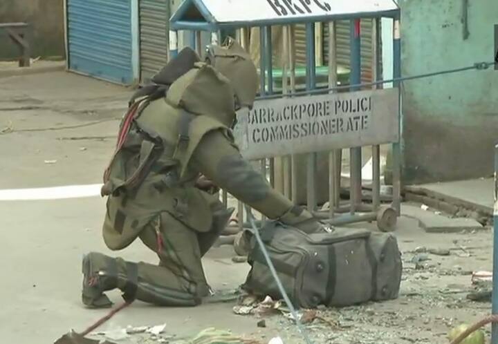 એક પોલીસ અધિકારીએ જણાવ્યું કે, 'આ એક હાઇ તીવ્રતાનો બ્લાસ્ટ હતો, 4 લોકો ગંભીર રીતે ઘાયલ થયા છે. હજુ સુધી બ્લાસ્ટ કયા પ્રકારનો હતો તેના વિશે માહિતી નથી મળી કેમકે કોઇ દારુગોળાની સ્મેલ નથી આવી રહી.' 