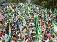 ખેડૂતો અને સરકાર વચ્ચે રાજનાથ સિંહના ઘરે બેઠક પૂર્ણ, 7 માંગો પર થઇ સહમતી