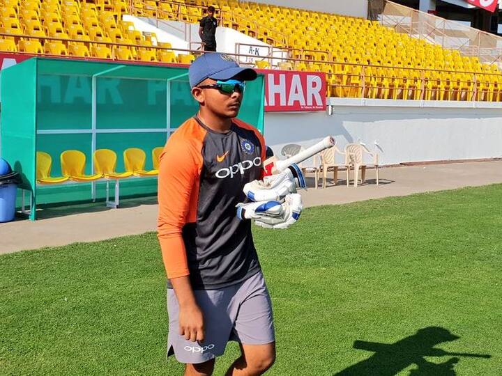 રહાણેએ કહ્યું કે, પૃથ્વી શૉએ તેની બેટિંગની આક્રમક શૈલી જાળવી રાખવી જોઈએ. ટીમનું કોમ્બિનેશન કેવું હશે તેની મને ખબર નથી. પરંતુ મને વિશ્વાસ છે કે તે સારું રમશે. મને પૃથ્વી માટે ખુશી છે.