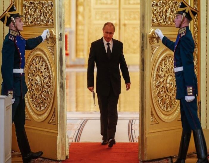 Russian President Putin signs law allowing him to stay in power till 2036 Vladimir Putin | ब्लादिमिर पुतिन 2036 पर्यंत रशियाच्या सत्तेत कायम, स्वत:च केली तशी तरतूद