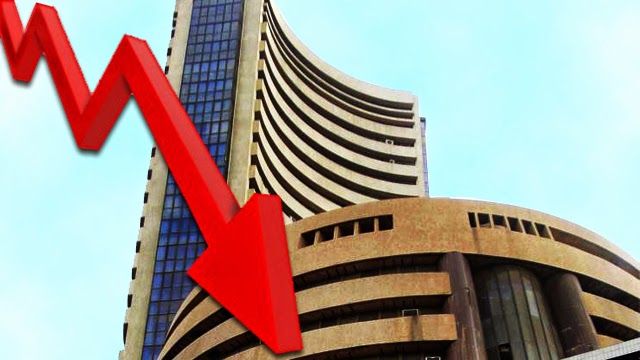 Sensex fell 900 points