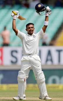 પૃથ્વી શૉએ ડેબ્યૂ મેચોમાં પૂરી કરી સદીની હેટ્રિક, અનેક રેકોર્ડ કર્યા પોતાના નામે