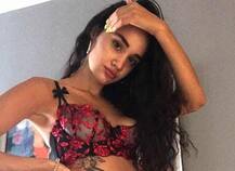 19 વર્ષની બ્રિટનની આ ગર્લ કેમ વેચવા માંગે છે પોતાની વર્જિનિટી, જાણો કારણ