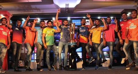 Pro Kabaddi League 2018: આજથી શરૂ થશે કબડ્ડીનો મહાકુંભ, જાણો ક્યાં જોઈ શકાશે લાઇવ સ્ટ્રીમિંગ Pro Kabaddi League 2018: આજથી શરૂ થશે કબડ્ડીનો મહાકુંભ, જાણો ક્યાં જોઈ શકાશે લાઇવ સ્ટ્રીમિંગ