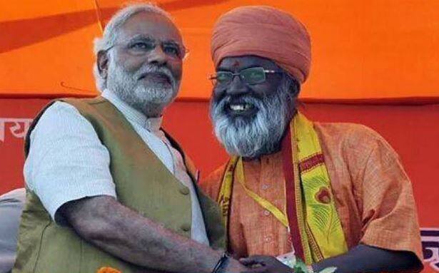 પત્રકારો દ્વારા રાહુલ ગાંધીની બહેન પ્રિયંકા વાડ્રાને ચૂંટણી મેદાનમાં ઉતારવાની સંભાવનાને લઈ સવાલ કર્યો ત્યારે સાક્ષી મહારાજે કહ્યું કે, હવે કોઈને પણ લોન્ચ કરે કંઈ થવાનું નથી. મોદીનો જાદુ ચાલવાનો છે. મોદી 2014થી પણ વધારે બહુમતથી 2019માં ચૂંટણી જીતીને સરકાર બનાવવાના છે. પછી પ્રિયંકા આવે કે વાડ્રા, કંઈ અસર પડવાની નથી.