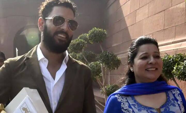 ઈડીના અધિકારીના જણાવ્યા મુજબ આ કૌભાંડ આશરે 700 કરોડ રૂપિયાથી વધારેનું હોઈ શકે છે.