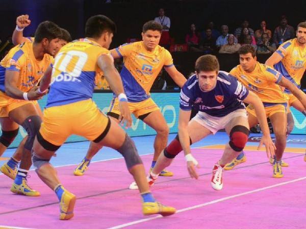 થલાઈવાઝના કેપ્ટન અજય ઠાકુરે કુલ 12 અંક મેળવ્યા જેમાં 9 રેડ પોઈન્ટ હતા જ્યારે 3 બોનસ પોઈન્ટ. પ્રશાંત કુમાર રાયે યૂપી માટે સૌથી વધારે 8 પોઈન્ટ મેળવ્યા હતા જેમાં 7 રેડ અંક અને એક બોનસ પોઈન્ટ હતો.