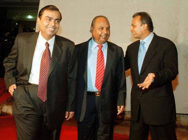 2017નાં એક અહેવાલ મુજબ 2006માં અંબાણી પરિવારના કારોબાર વિભાજન પછી અનિલ અંબાણીની પ્રોપર્ટીમાં સતત ઘટાડો થયો છે.