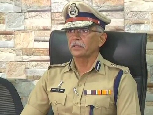 અમદાવાદ પોલીસ કમિશ્નર તરફથી બહાર પાડવામાં આવેલા જાહેરનામા પ્રમાણે આ વખતે 12 વાગ્યા સુધી જ લાઉડ સ્પીકરના ઉપયોગના નિયમનું ફરજિયાત પાલન કરાવવામાં આવશે. આવું નહીં કરનાર પાર્ટી પ્લોટના માલિકોની ધરપકડ કરવામાં આવશે. તેમજ તેમની સામે જાહેરનામા ભંગનો ગુનો દાખલ કરવામાં આવશે.