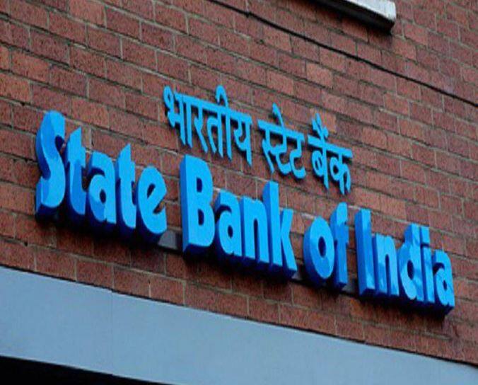 બેંકિંગ છેતરપિંડીથી બચવા માટે તમારા બેંક ખાતા સાથે સંકળાયેલી કોઈ પણ માહિતી ઓનલાઇન કે ઓફલાઇન શેર ન કરો, તમારી બેંકિંગ ડિટેલને સુરક્ષિત રાખો.