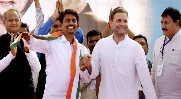 ગુજરાતમાં ઉત્તર ભારતીયો પર થયેલા હુમલાઓ અંગે અલ્પેશ ઠાકોરને દોષિત ગણાવવામાં આવ્યો છે. પરપ્રાંતિયો પર હુમલા તેમજ ઢુંઢર ખાતે 14 માસની બાળકી પર થયેલા બળાત્કારના વિરોધમાં અલ્પેશ ઠાકોરના સદભાવના ઉપવાસમાં મોટી સંખ્યામાં ઠાકોર સમાજના લોકો ઉમટી પડશે તેવો અંદાજ લગાવવામાં આવી રહ્યો છે.