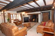 કાર્તિ ચિદમ્બરમને EDએ આપ્યો ઝટકો, ભારત સહિત 3 દેશમાં 54 કરોડની પ્રોપર્ટી કરી જપ્ત