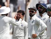 IND vs WI: પ્રથમ દિવસે વેસ્ટઈન્ડિઝનો સ્કોર 295 રનમાં 7 વિકેટ, રોસ્ટન 98 રને અણનમ